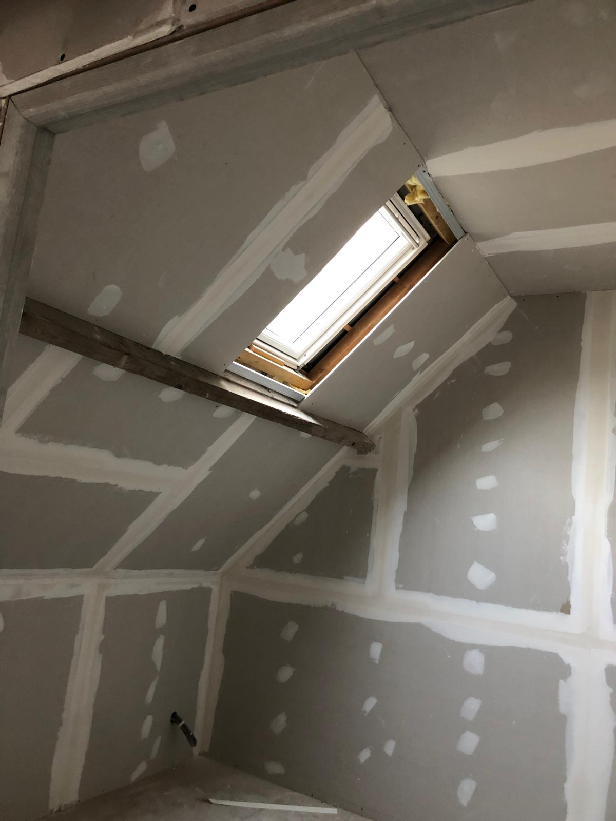 Proceso de la obra de un ático por Reformas y Pinturas Alannita