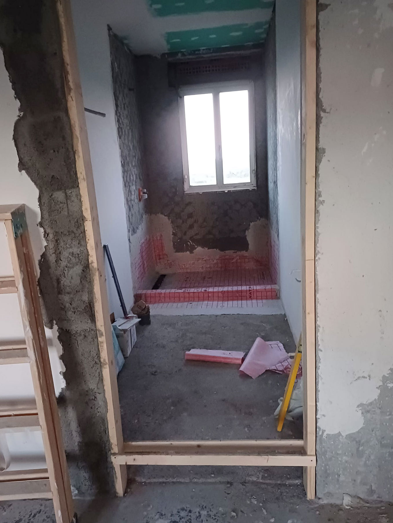 Proceso de la reforma del baño de una casa completa de Reformas y Pinturas Alannita